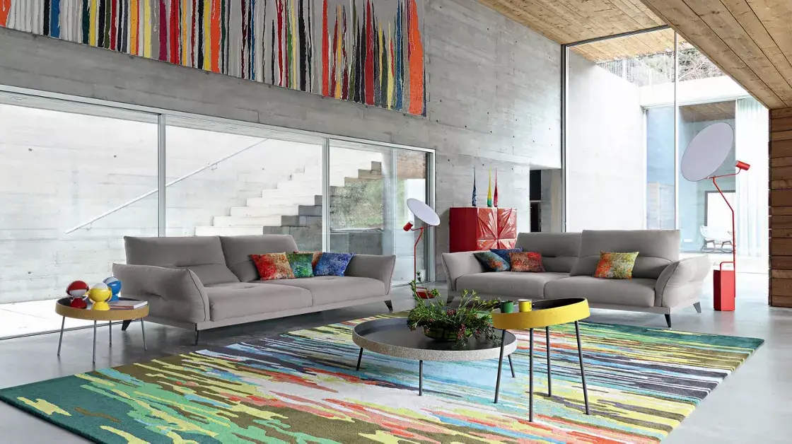 Canapé contemporain en tissu gris – Élégance et confort pour un intérieur moderne